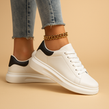 Carlena | Białe skórzane sneakersy damskie o minimalistycznym designie | Natalia
